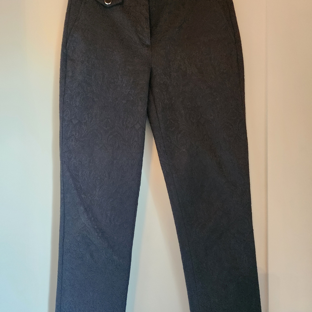 White House Black Market Textured Dark Gray Cropped Pants